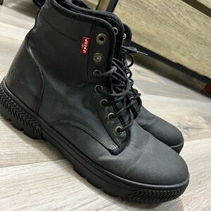 Levi's Black Men's Boots size 9.5 US